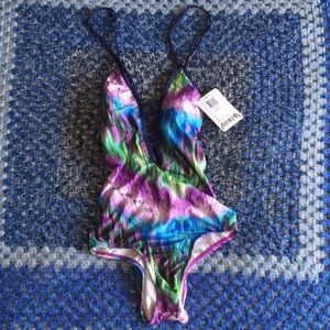 🏆HP NWOT Athena Muti-Colored Swimsuit